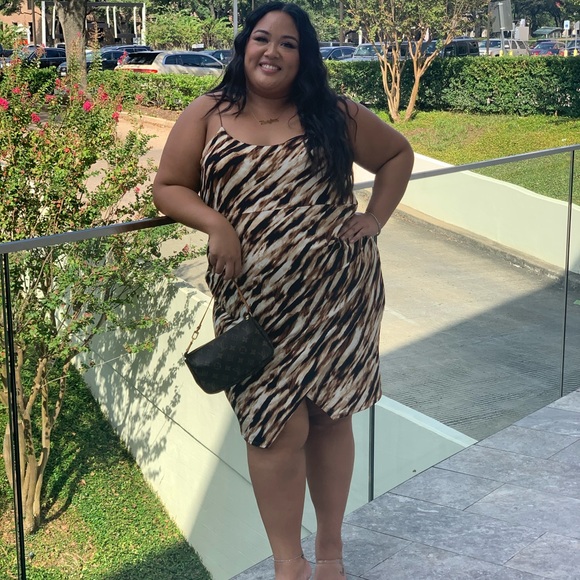 Nordstrom Dresses & Skirts - Strappy plus size wrap dress